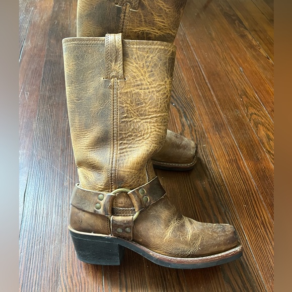 Frye brown leather harness boots distressed size 6.5 - Picture 9 of 16